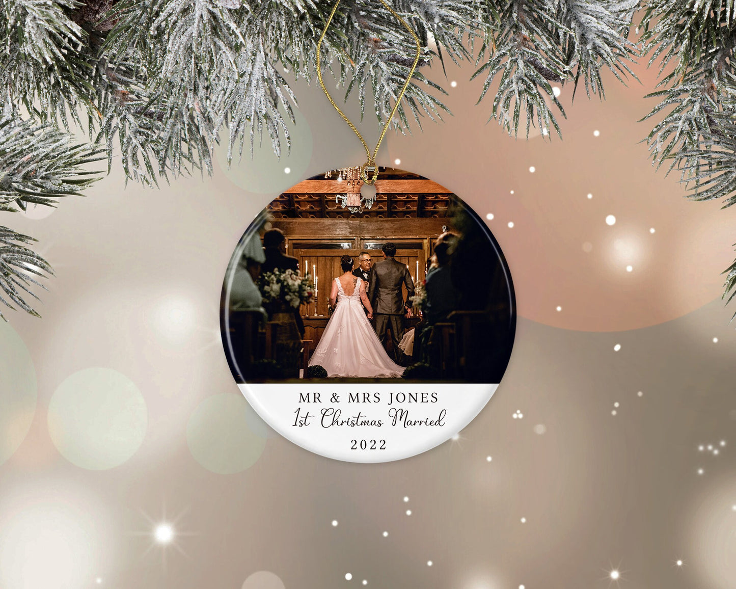 First Christmas Married Tree Decoration | Personalised Ornament | Ceramic Bauble Keepsake Gift | Mr & Mrs | Newly Weds | Just Married