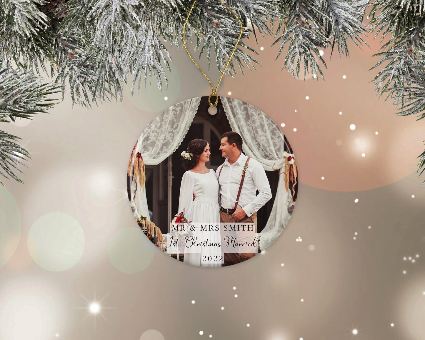 First Christmas Married Tree Decoration | Personalised Ornament | Ceramic Bauble Keepsake Gift | Mr & Mrs | Newly Weds | Just Married